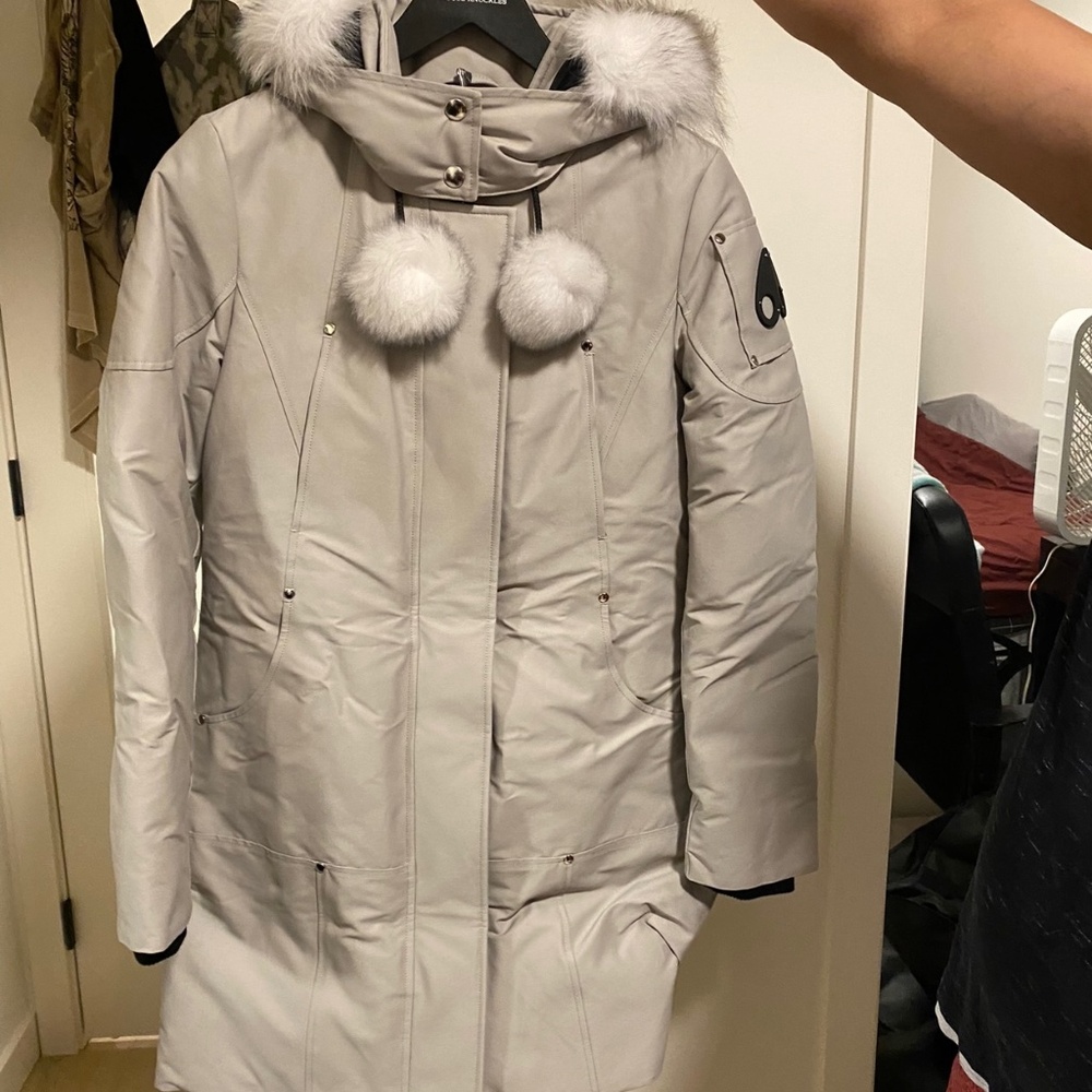 Moose Knuckles storm grey parka